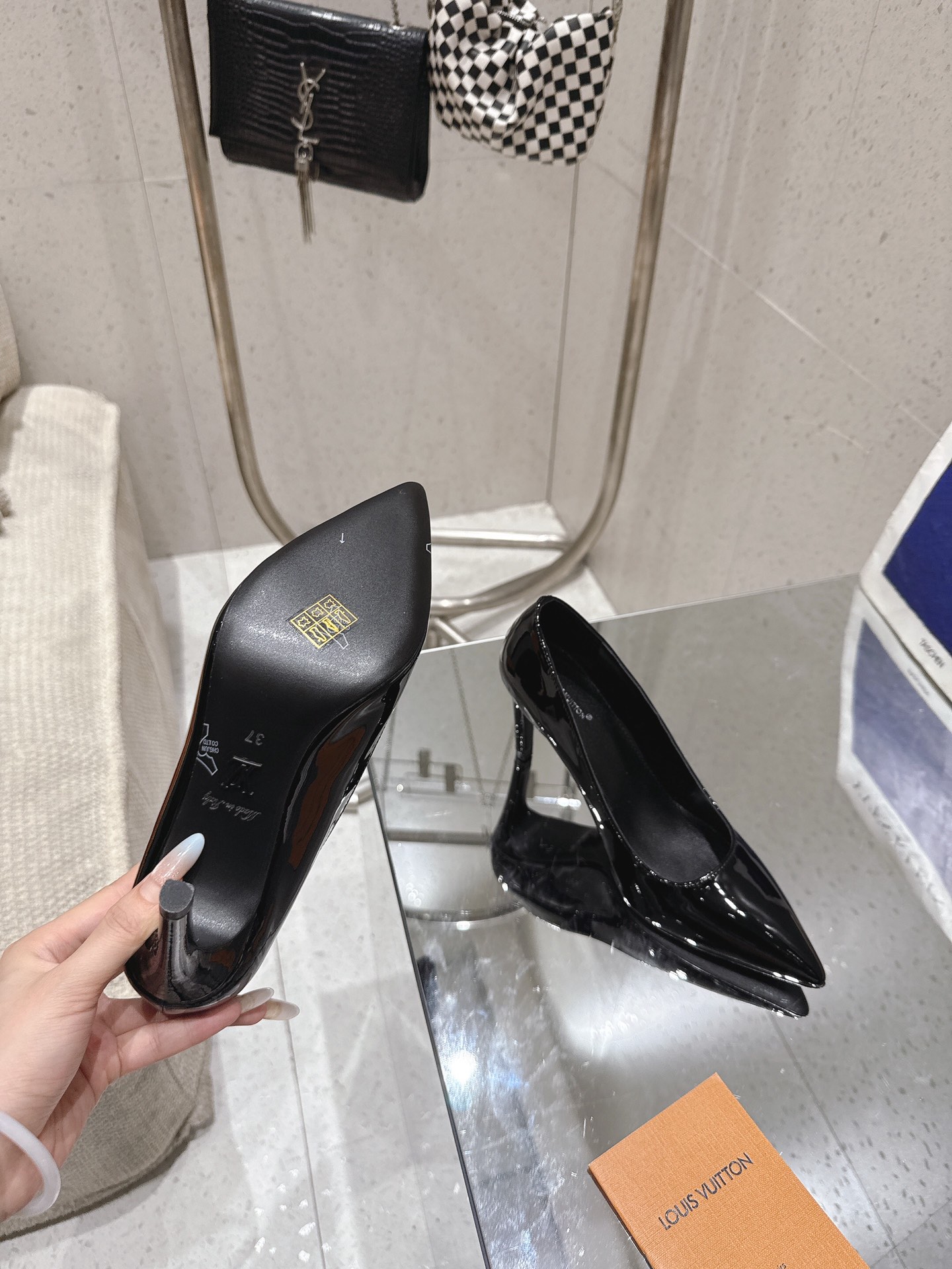 Women's high heels